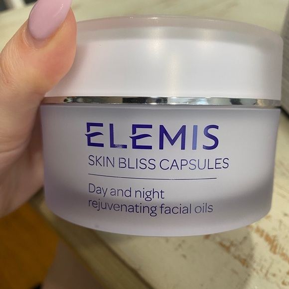 Elemis Skin Bliss Capsules - Picture 6 of 9